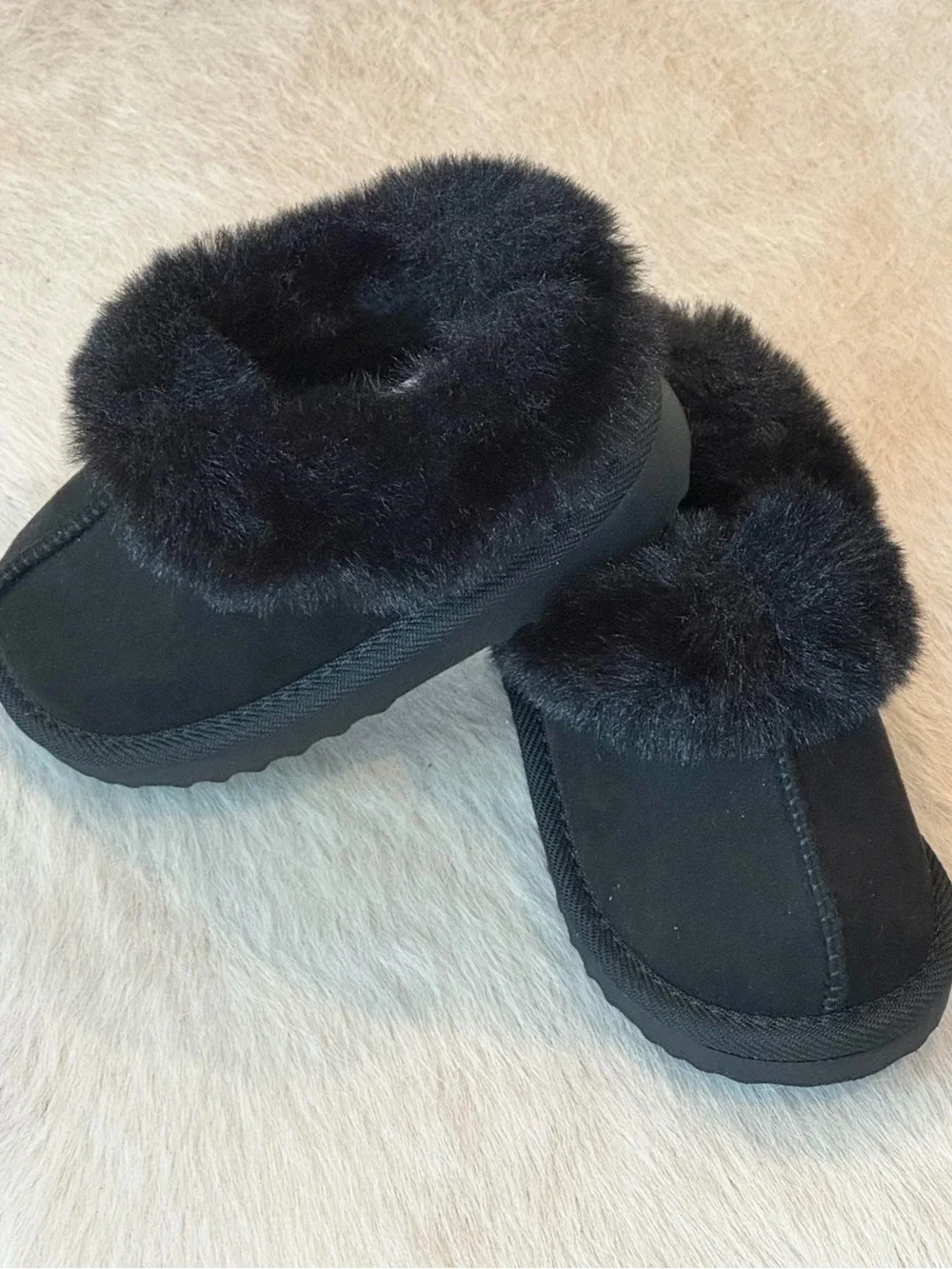 Toddler Piper Faux Fur Cuff Scuff Slippers - Cat & Jack™ Jet Black 7